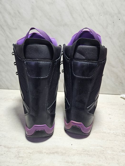 Boots 122 buti placa snowboard  Chamonix  mărimea   37( 24  cm) .