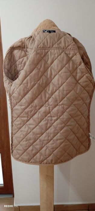 Geaca damă cambrată mărimea M  ,bej