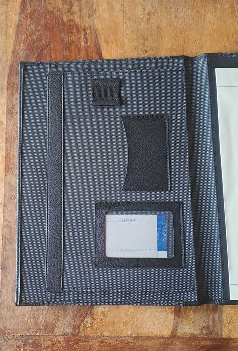 папка луксозна за документи черна Марксман Marksman Размер А4