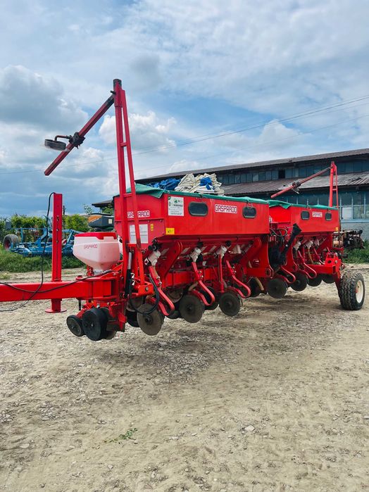 Semanatoare MTR 8R Maschio Gaspardo 8 randuri pregatita de campanie