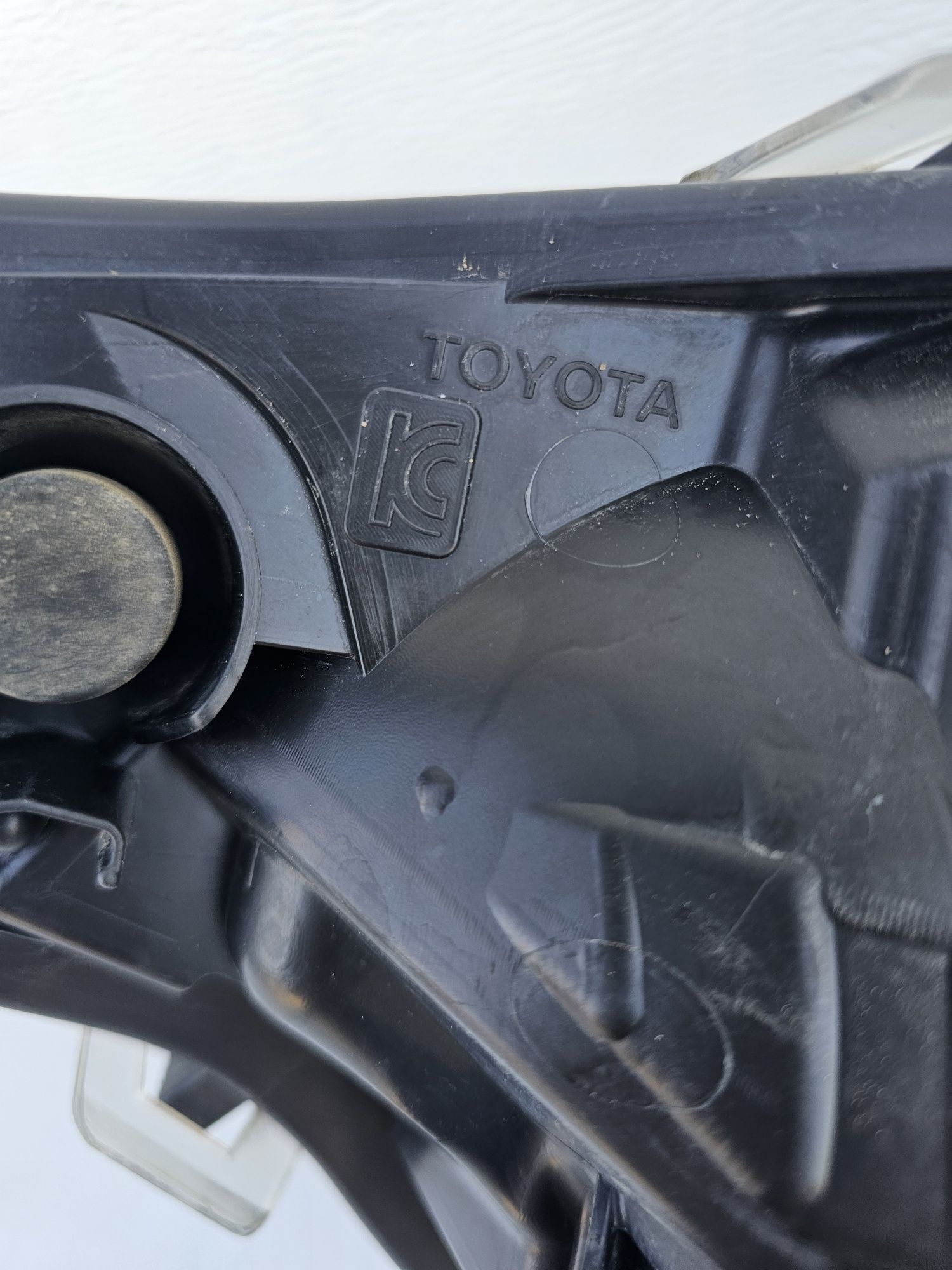 Far dreapta Toyota Rav4 Full Led