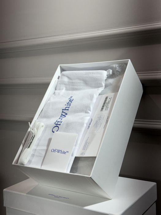 Оригинални дамски обувки Off-White