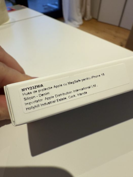 Husa iPhone 16 Originala