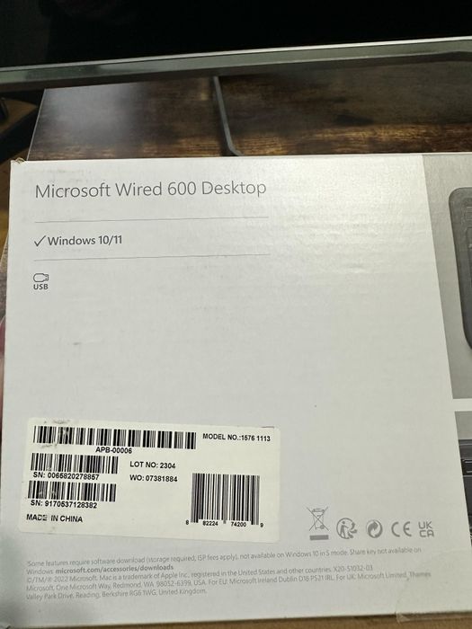 Pret final Kit tastatura + mouse Microsoft 600 
Cu cablu USB