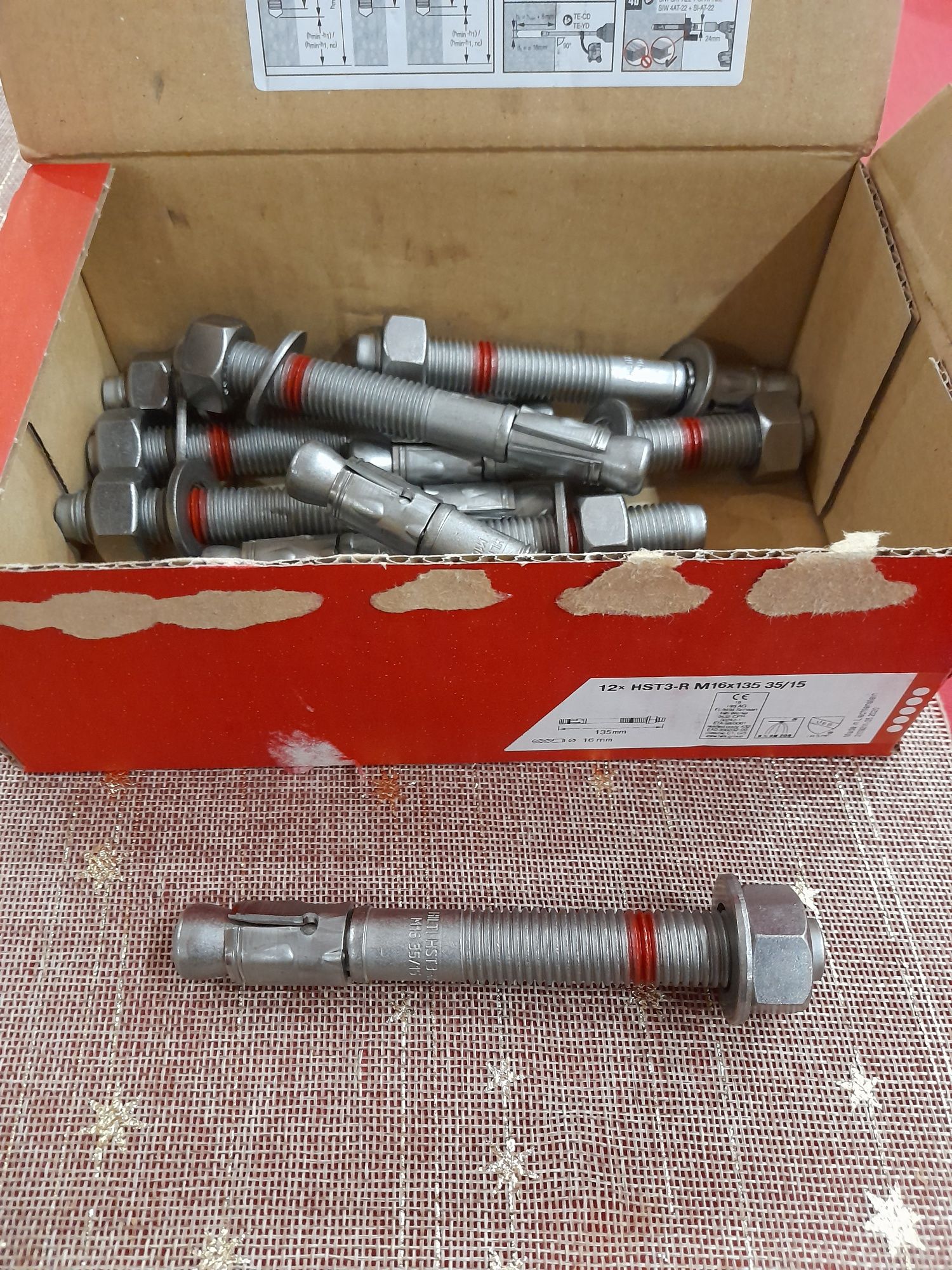 Анкерни Болтове HILTI