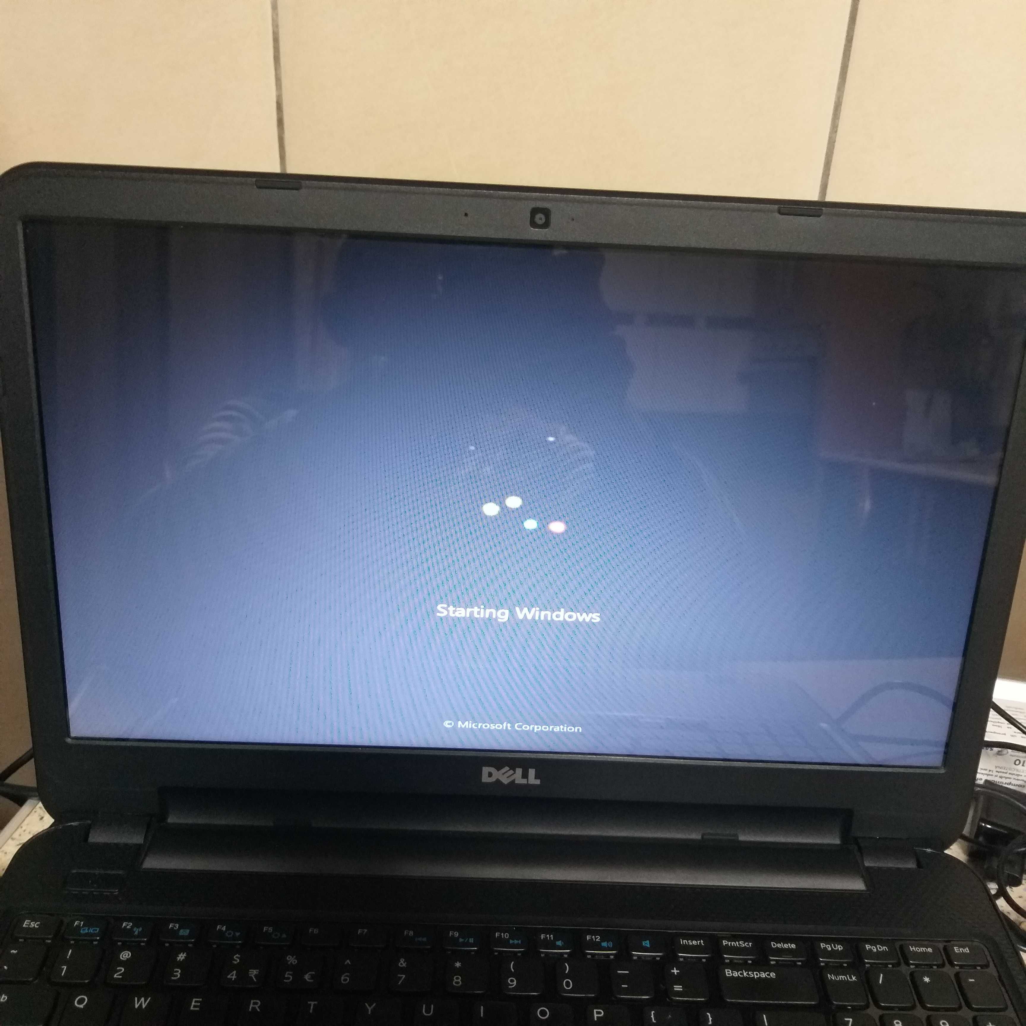 Laptop Dell 15,4 inch