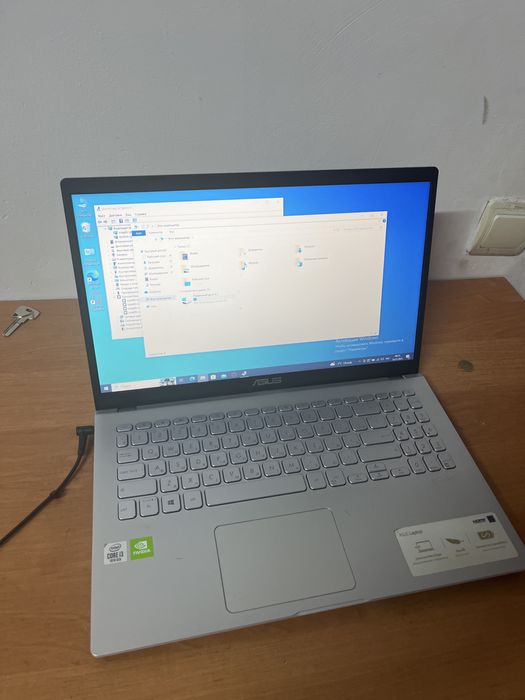Asus Laptop срочно продоется +подарок