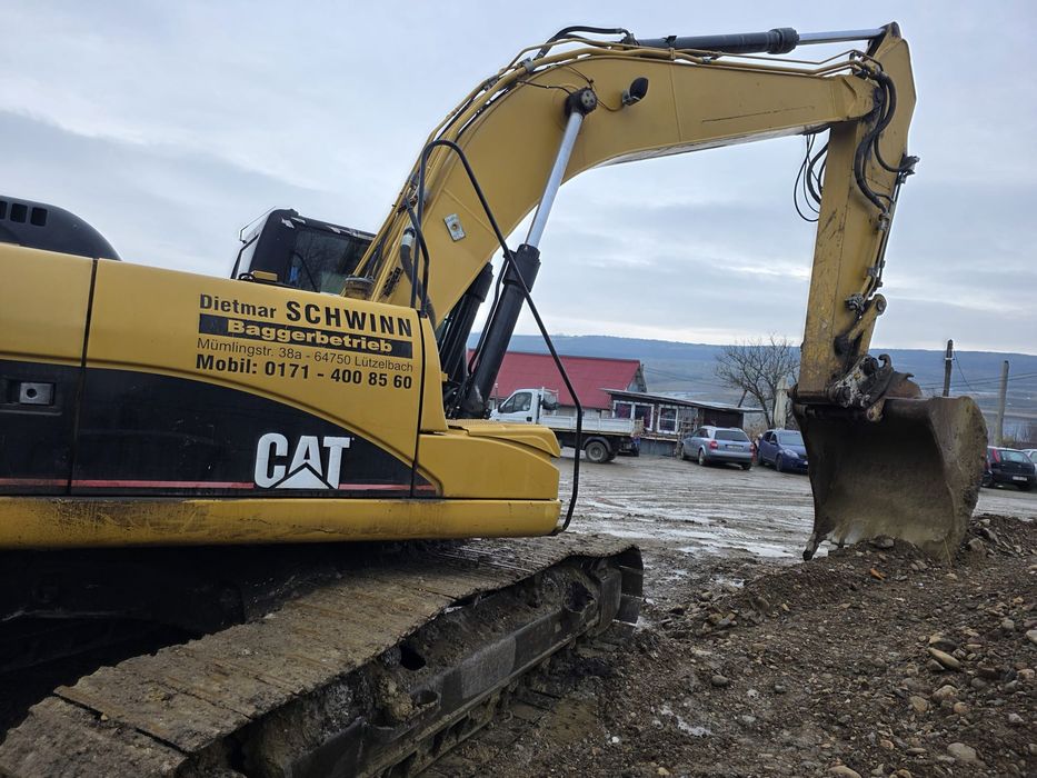 Excavator CAT324