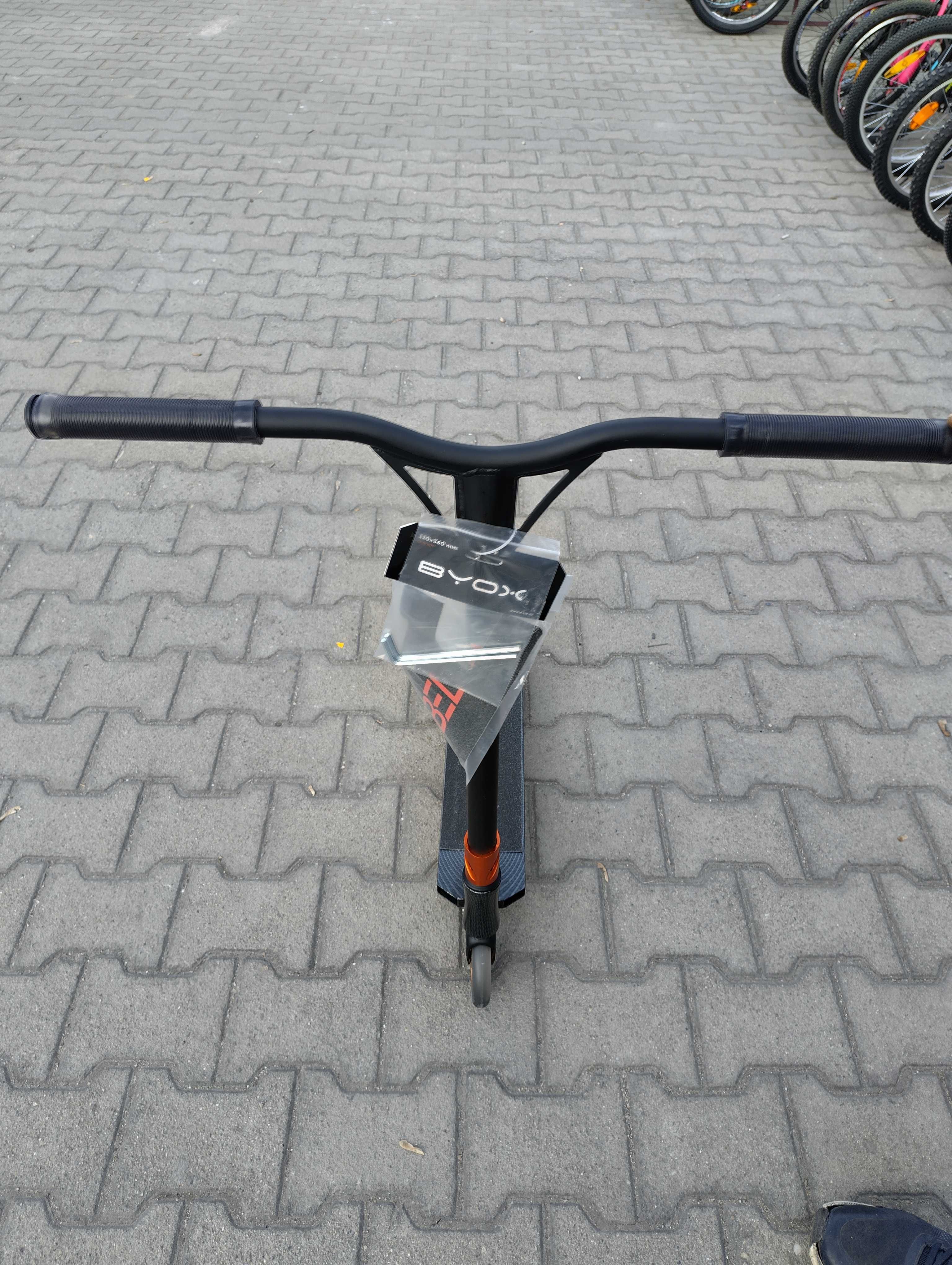 BYOX Детска тротинетка stunt REBEL карбон