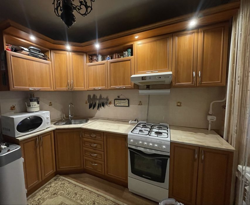 Кухонный гарнитур