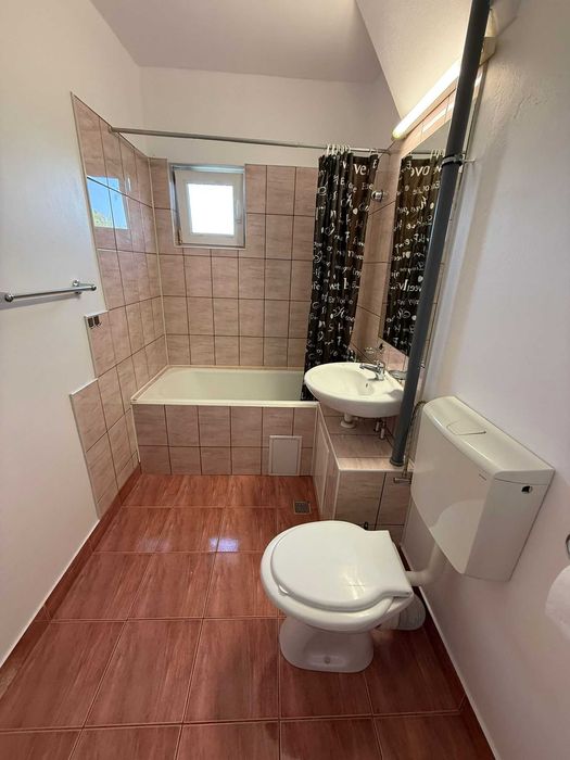 Apartament o cameră Lipovei