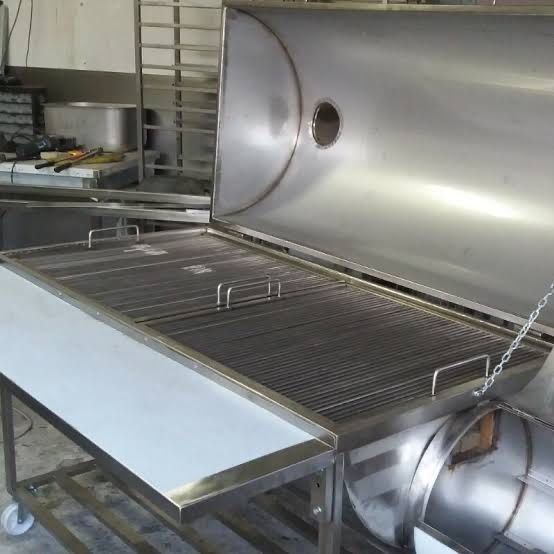 Gratare si mese,rafturi din inox de orice dimensiune! Confectii inox!