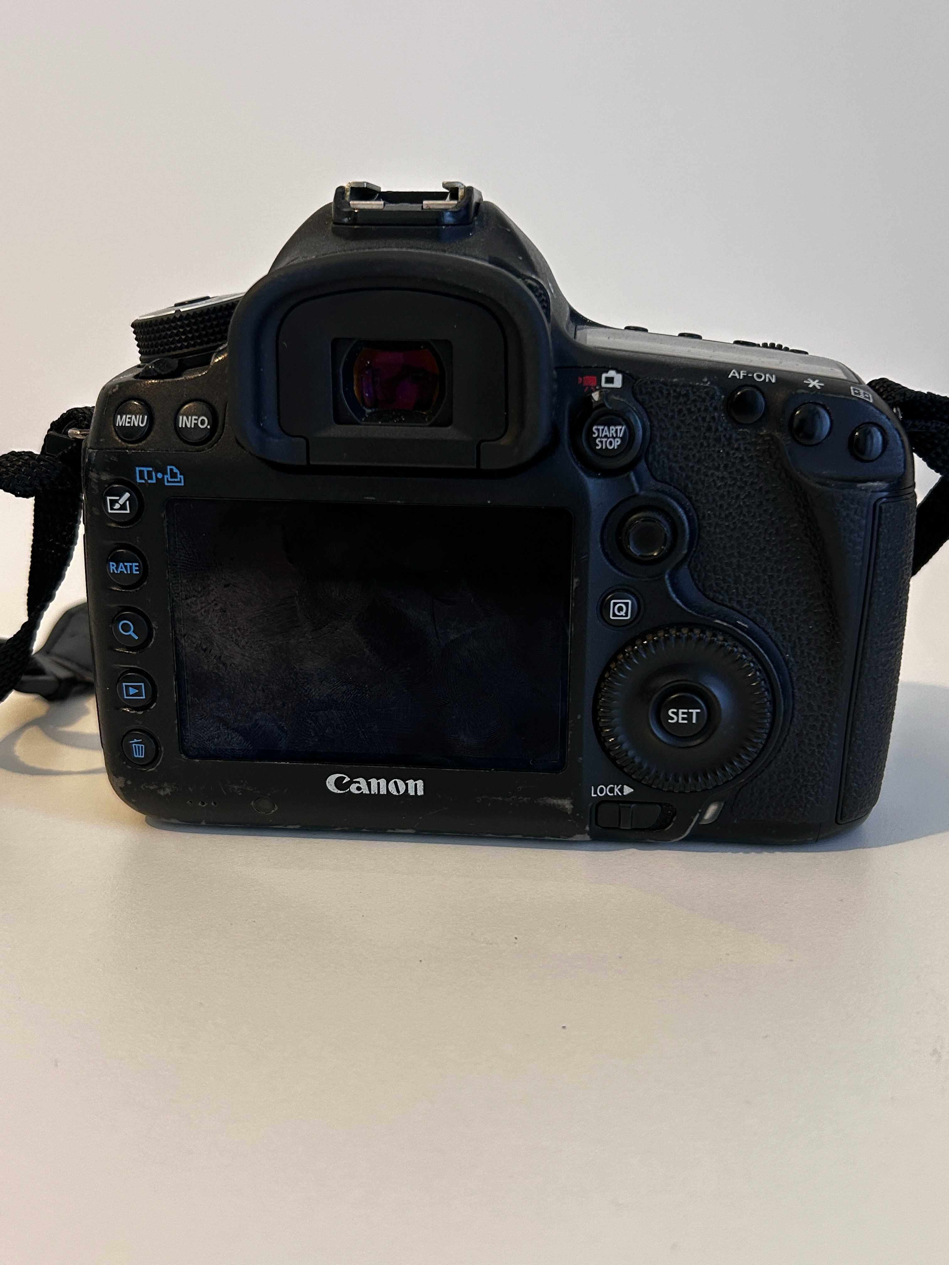2 x Canon EOS 5D Mark III Full Frame DSLR