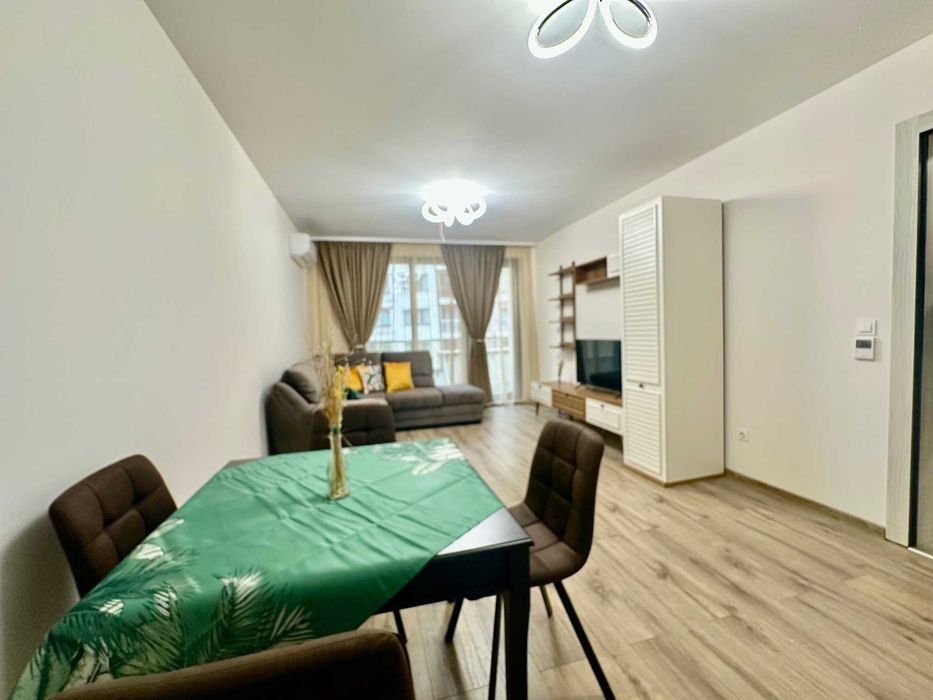 Дава се под наем Двустаен апартамент в София, Полигона - 70 кв.м за 620 € - Снимка #1