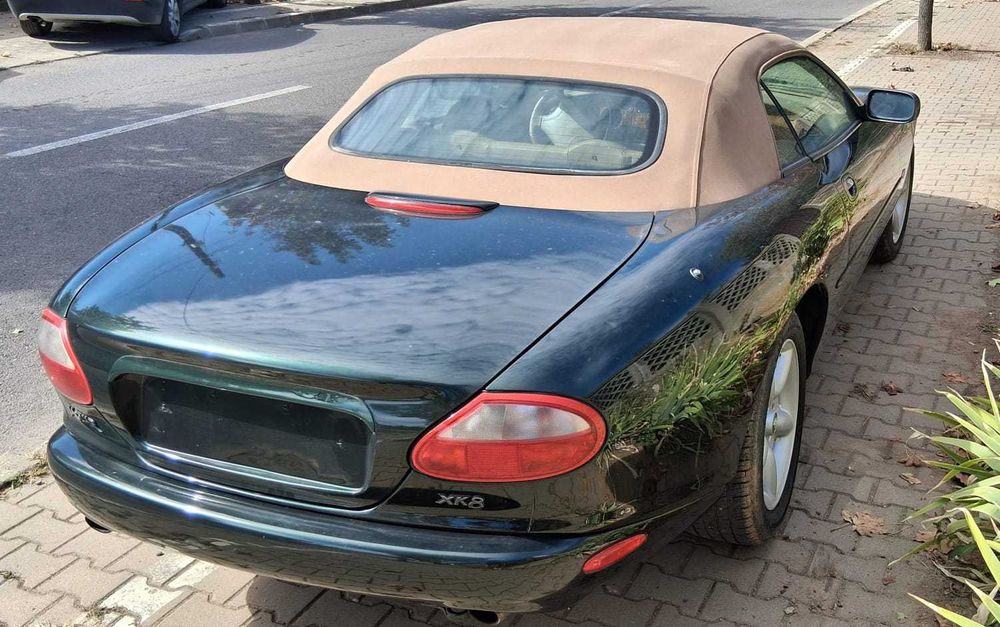 Jaguar XK8 4.0 V8 Coupé