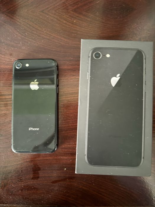 IPHONE 8 real oladganla tel qlila