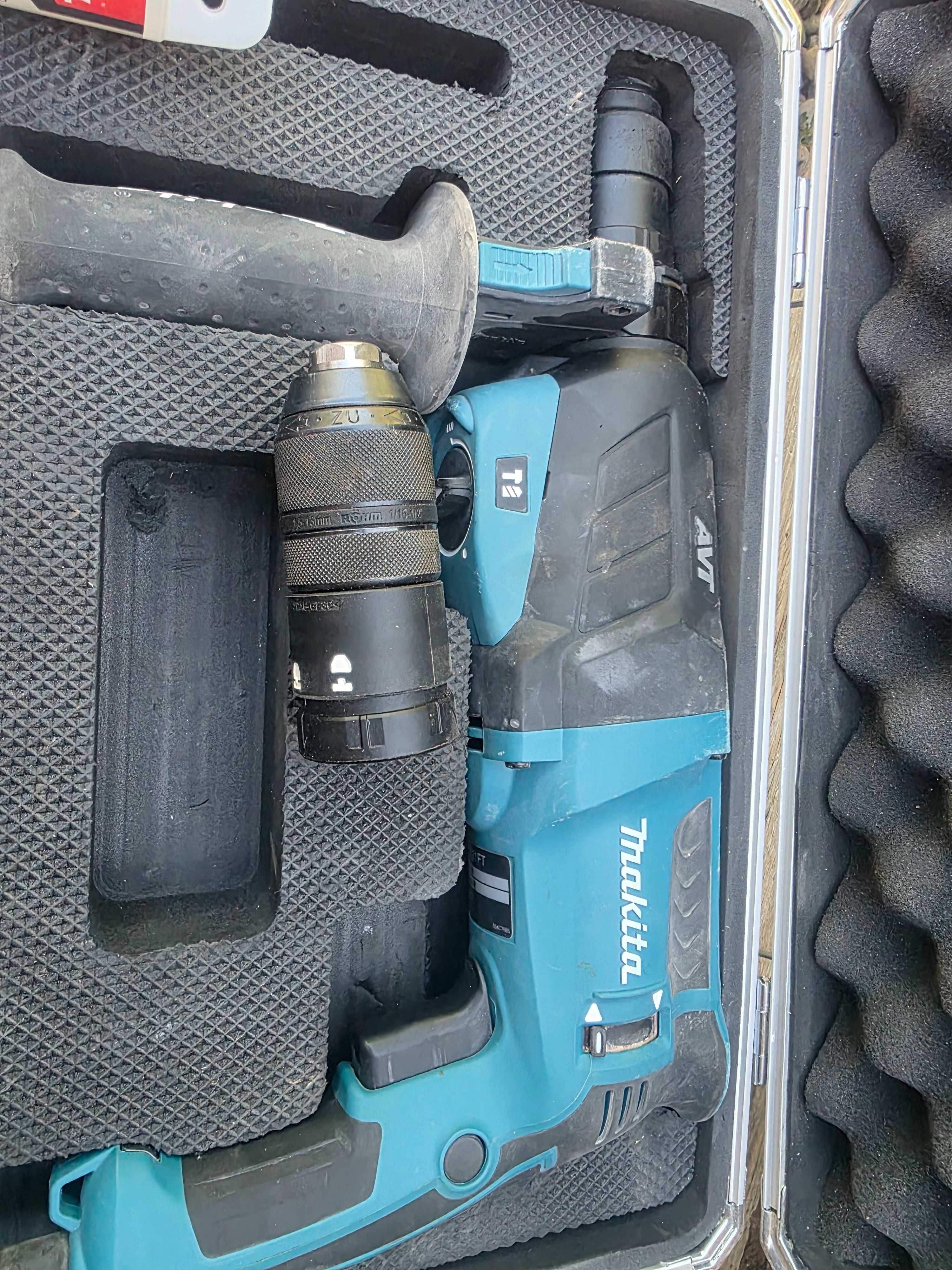 Makita HR2631FT ciocan rotopercutor si demolator electric 2,4 J