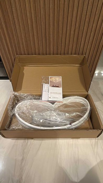 Plafoniera superba cu telecomanda