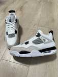 Jordan Retro 4 Military Black