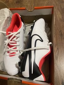 Nike tiempo 40.5 номер.Чисто нови.