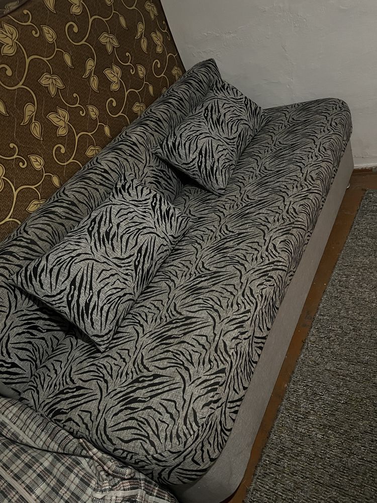 Продам диван в отличном состоянии!!!