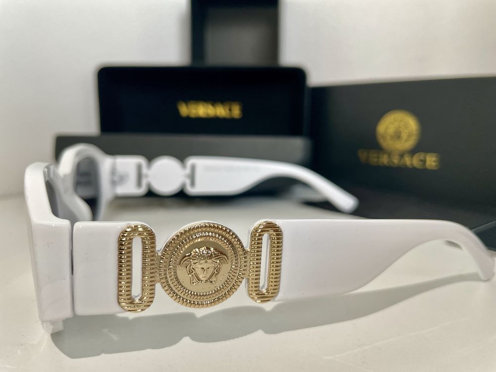 Слънчеви очила Versace