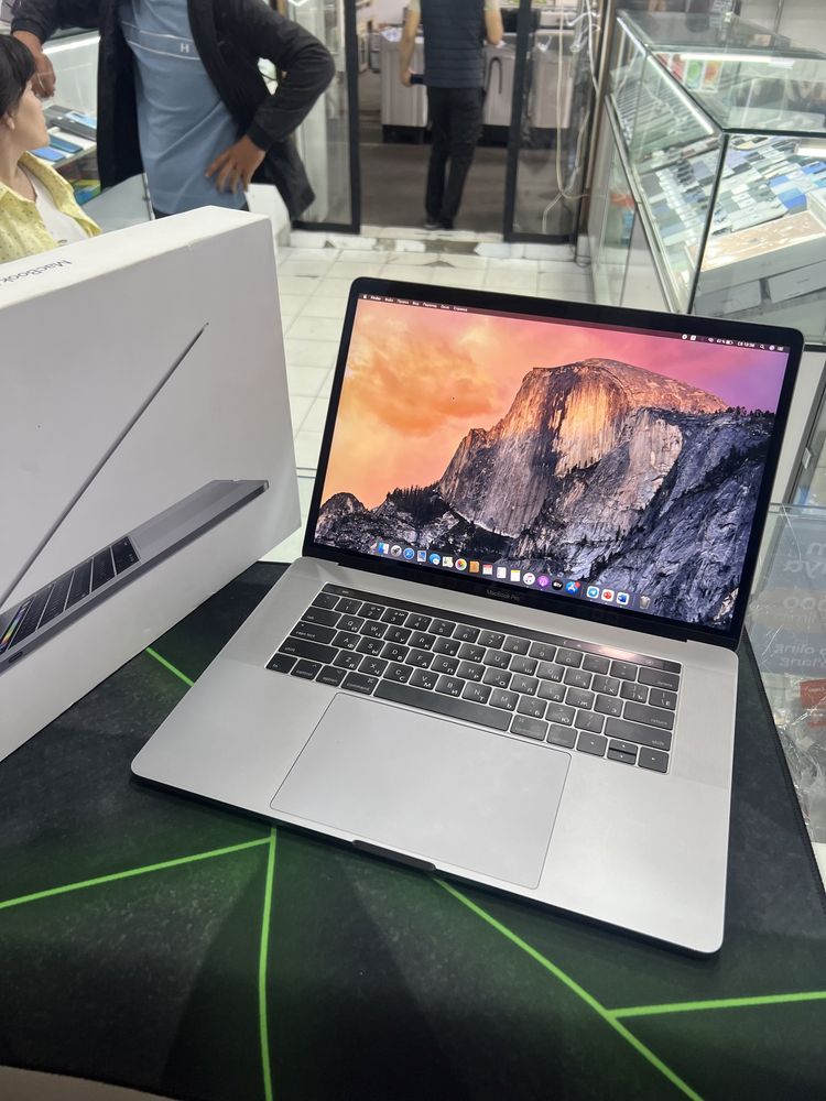 Macbook Pro Retina 15inch Intel Core i7 ОЗУ 16GB SSD 256 VG