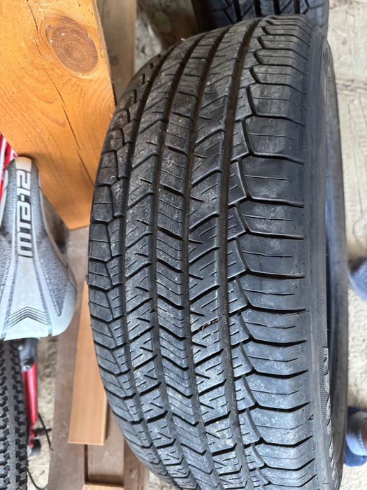 Чисто нови гуми 225/60/18