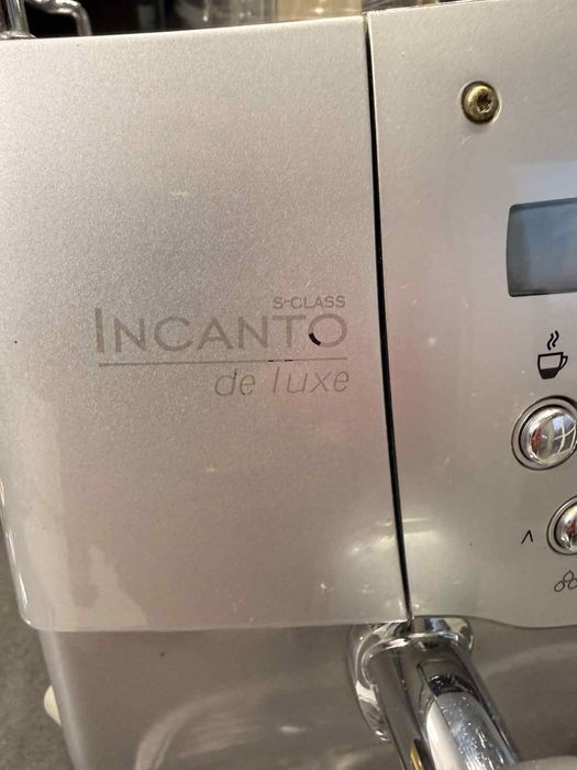 Saeco Incanto Кафемашина