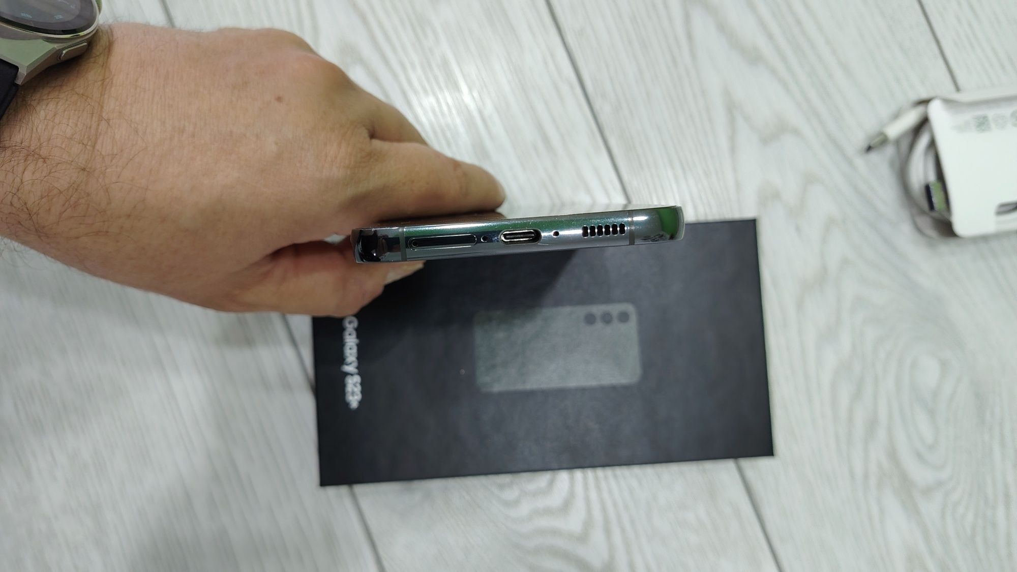 Samsung S23+ в гаранция към Йетел