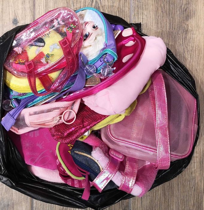 Детска чантичка, раничка и портмонета, доставка 3.60 лв с Бълг.пощи