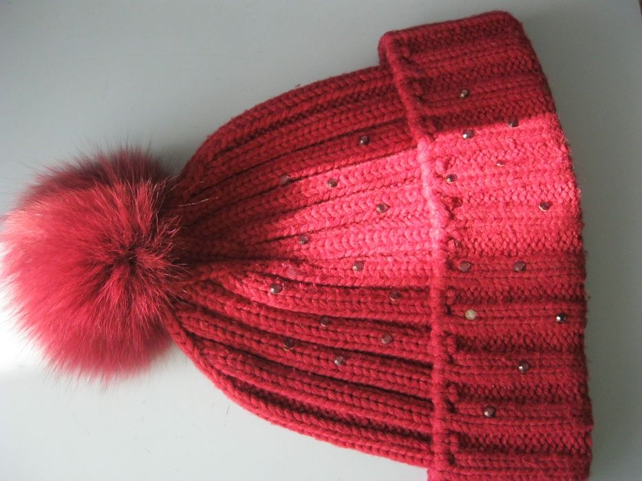 Продам шапки,снуд,береты ,шарфы