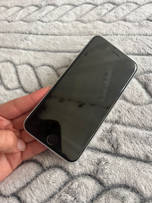 Apple iPhone SE 2020, 128GB