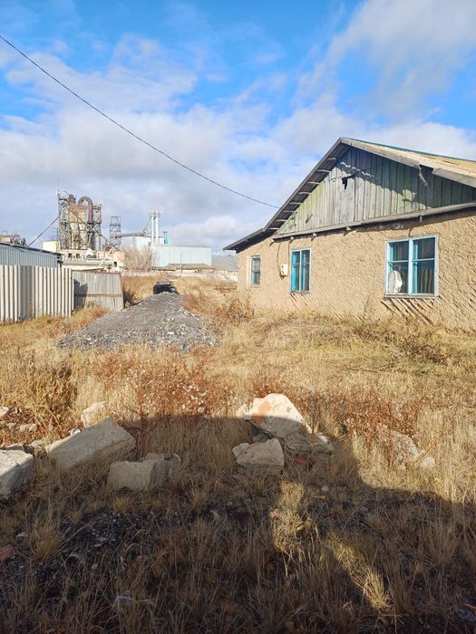 Продам дом или под тереторию