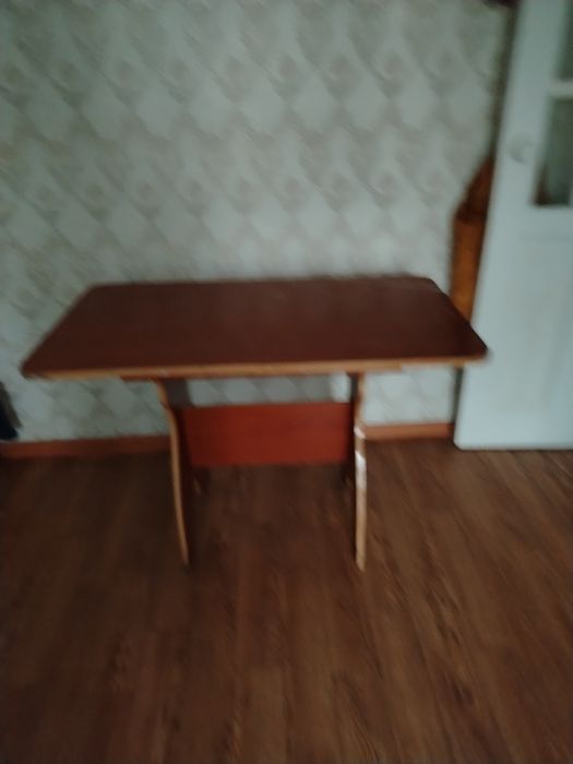 Кухонный стол и диванчик