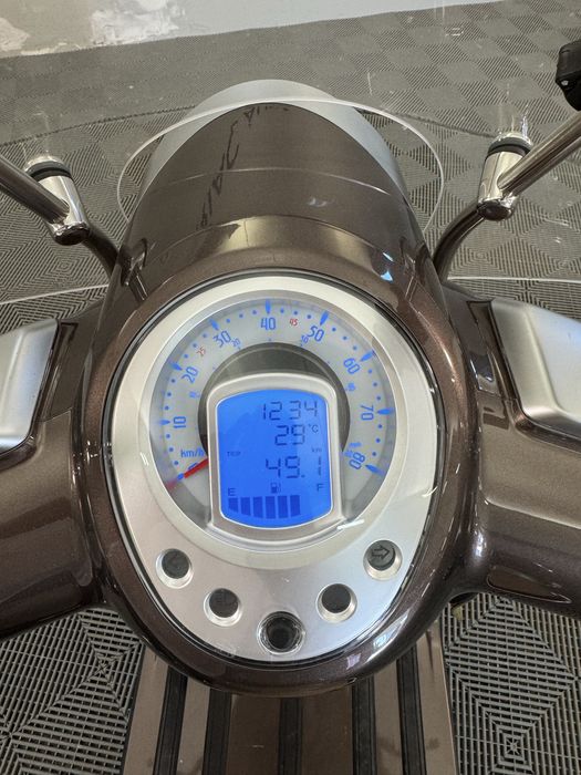 Vânzare Scuter Peugeot Django 50 cm³ – Stare Impecabilă