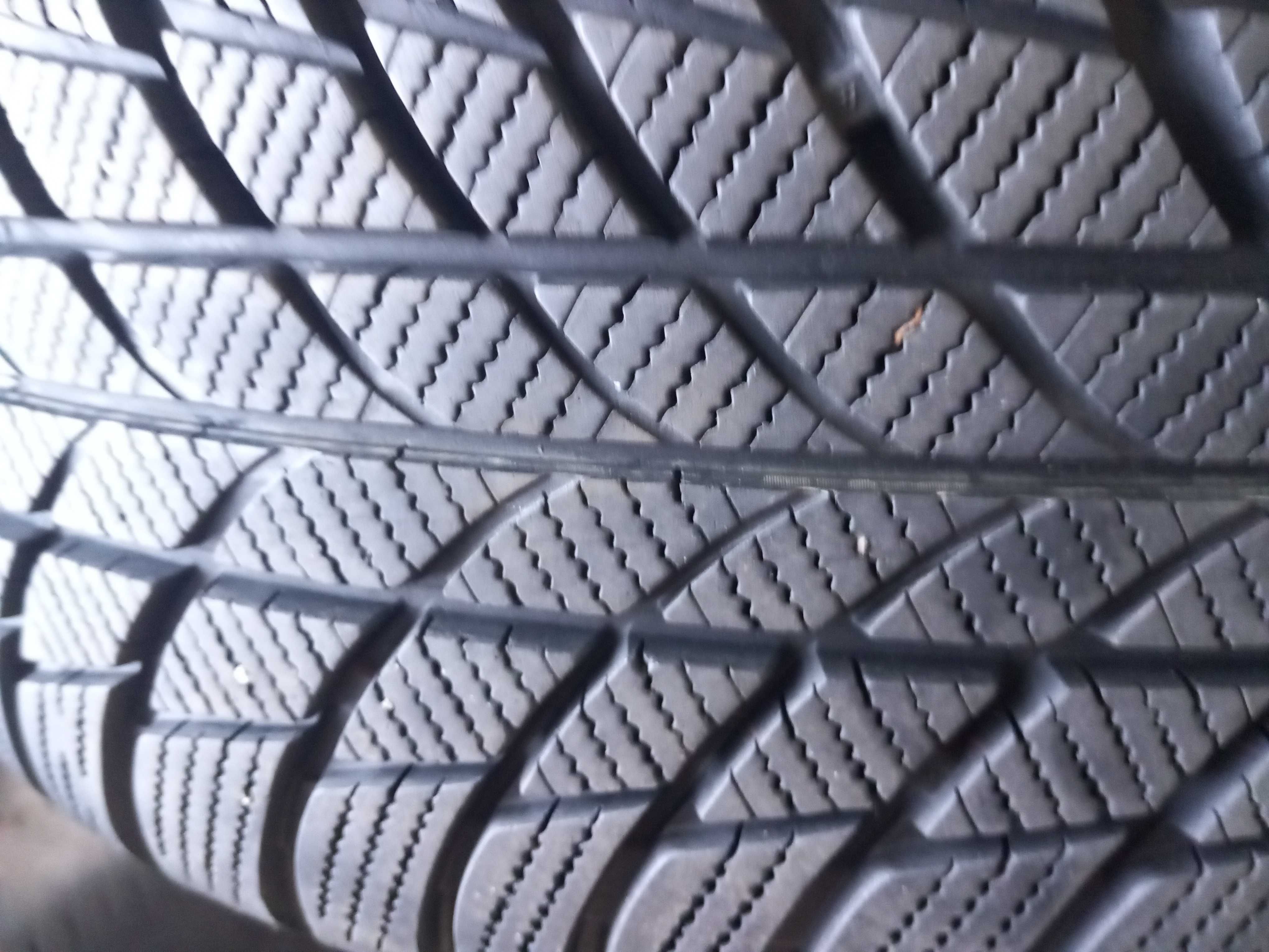 Oригинални джанти BMW X1/F48 X2/F39 - 17 цола +BRIDGESTONE 225/50 R17