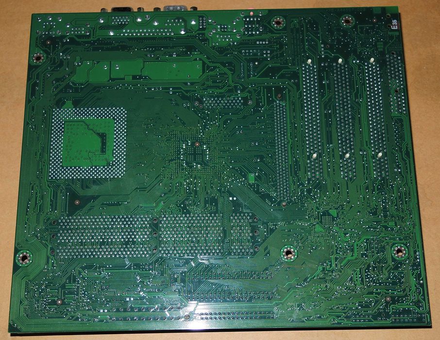 Intel D815EFVU Intel i815E Socket 370 Tualatin Support mATX Testat