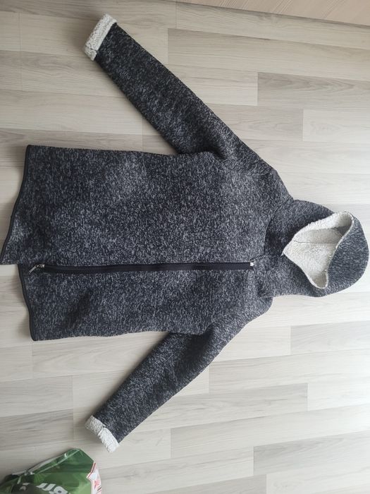 Haina de toamna/primavara cu blana marime XL