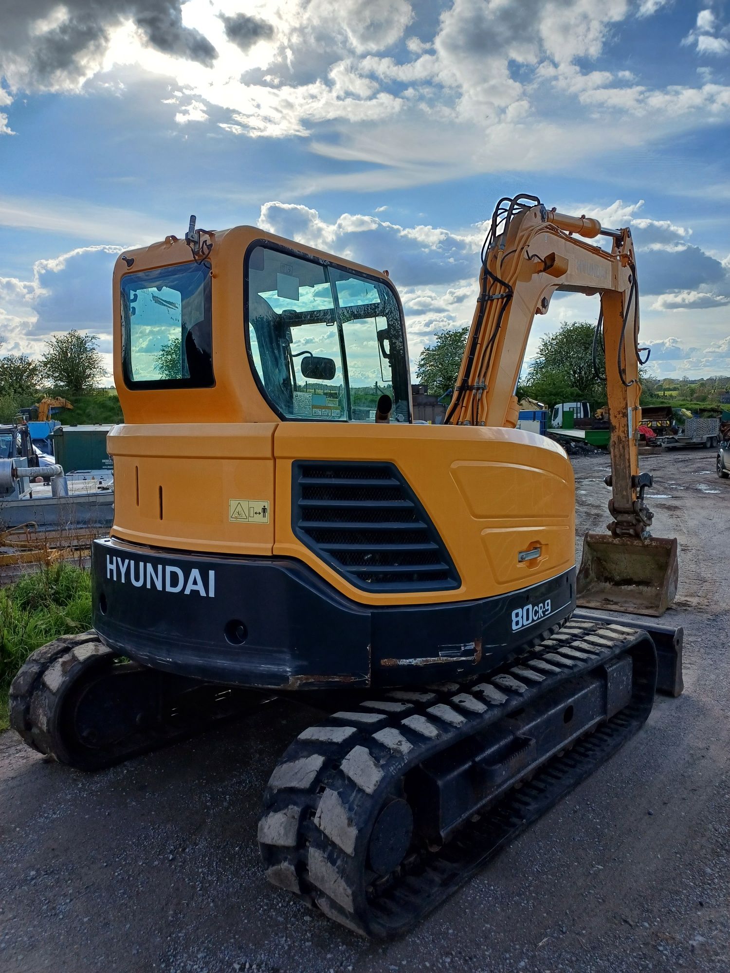 Excavator Hyundai 8,5 tone