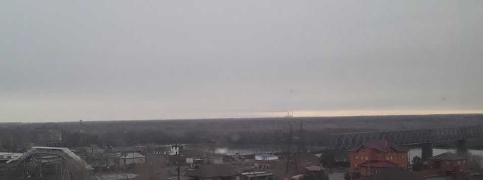 Меняю двух комнатную с видом на Иртыш, на однокомнатную