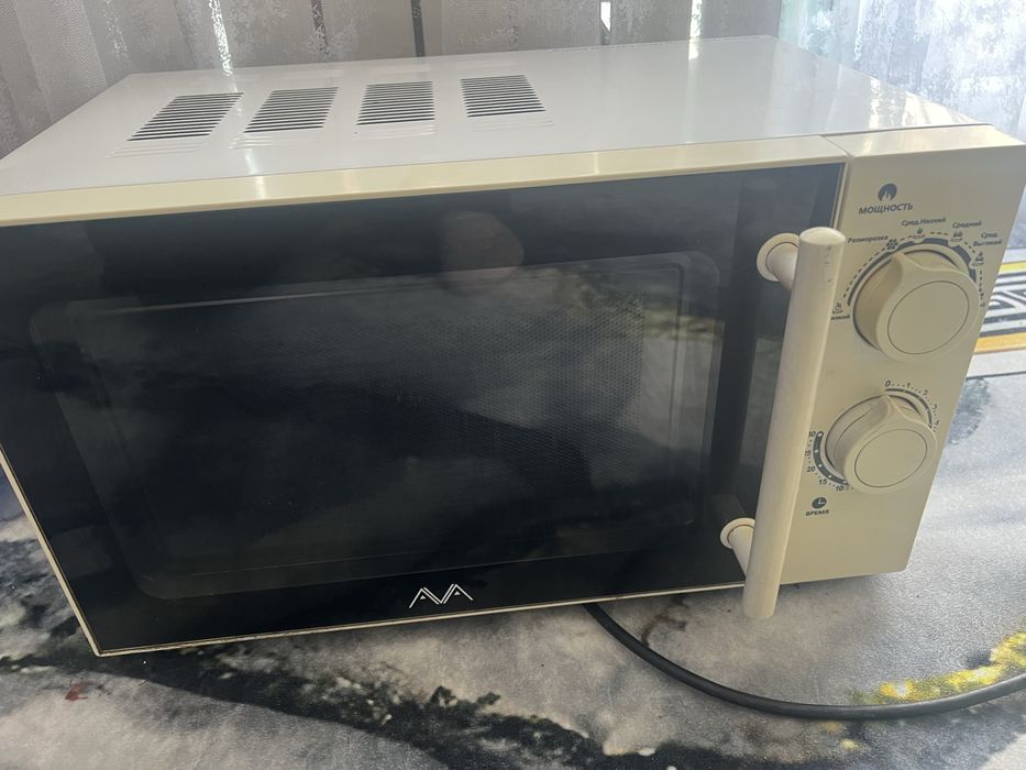 Продается микроволновая печь