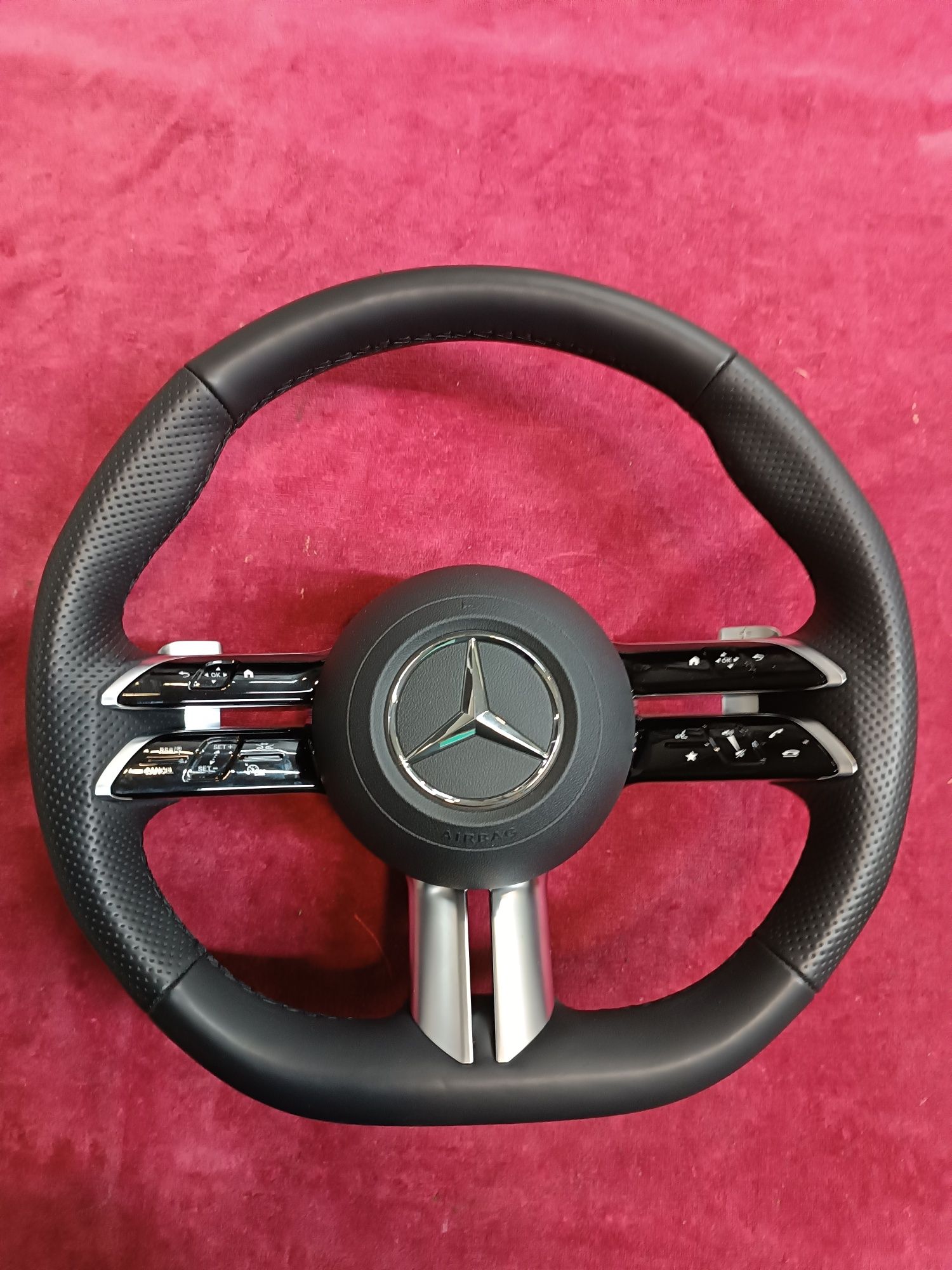 Мерцедес W205,W213, W206, W176, W177,W223 AMG - ОРИГИНАЛНИ волан+еърбе
