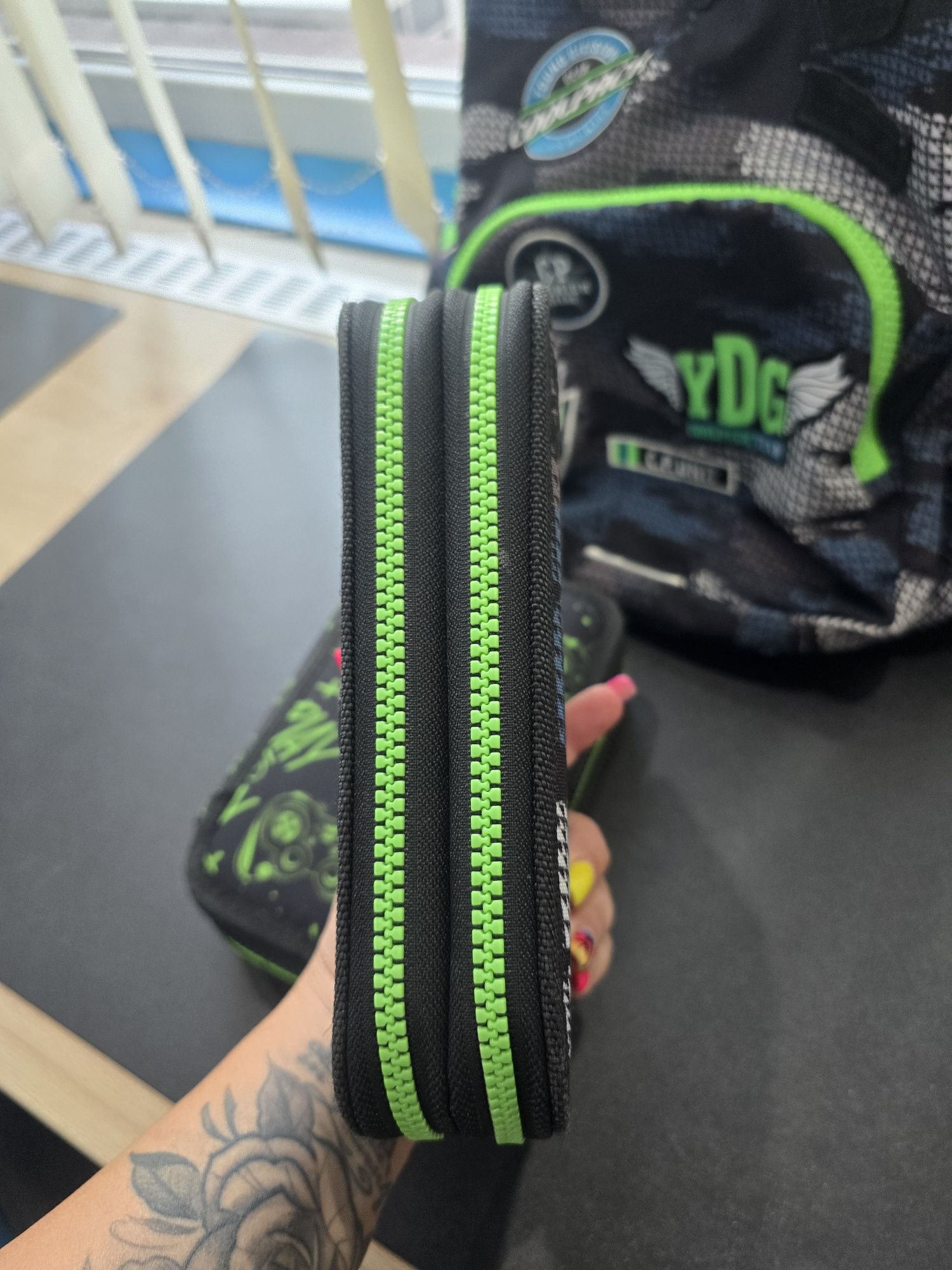 Ученическа раница и 2 несесера coolpack