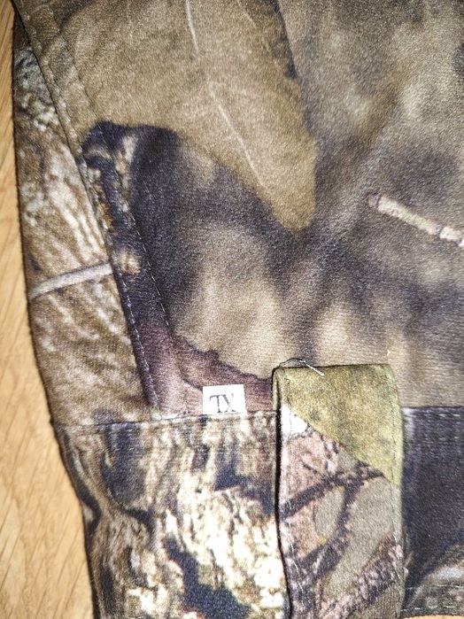 Камуфлажни дрехи