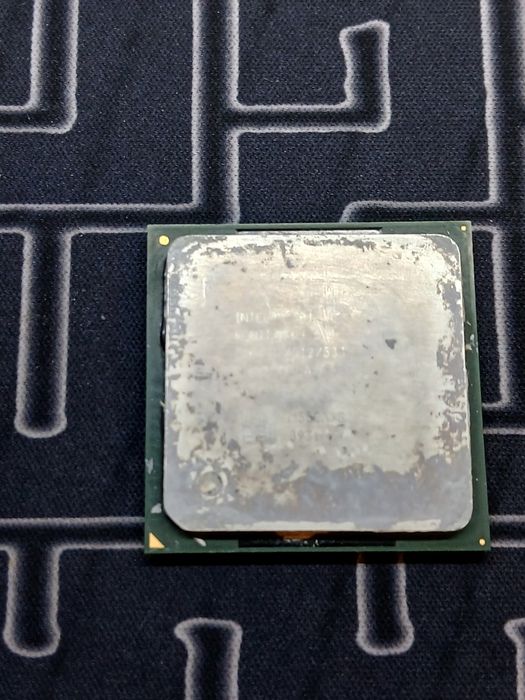 Продам процессор Intel