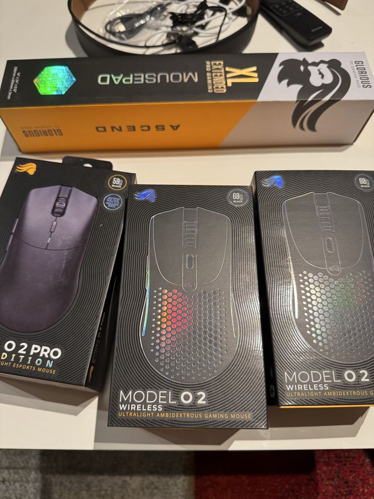 Glorious Model O2 Wireless / PRO + XL Extended mousepad
