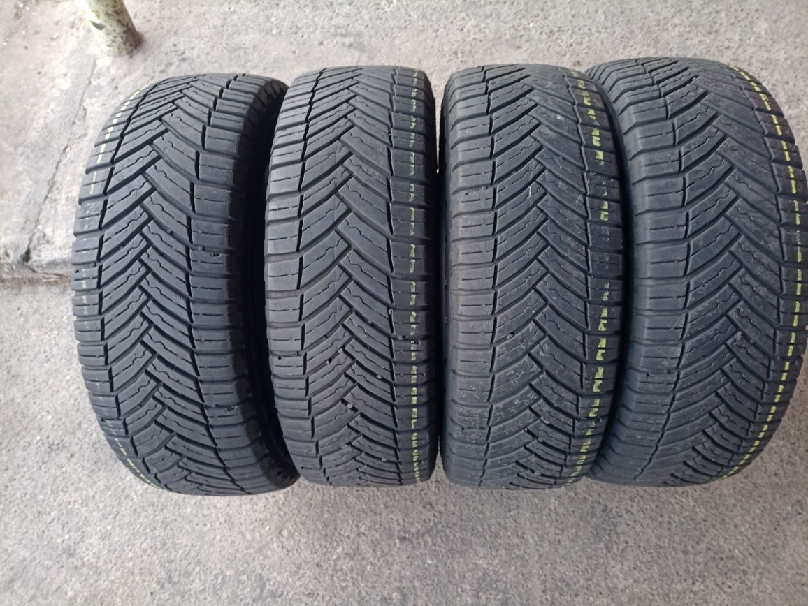 4 anvelope AllSeason Michelin 215/65 R16C dot 3320