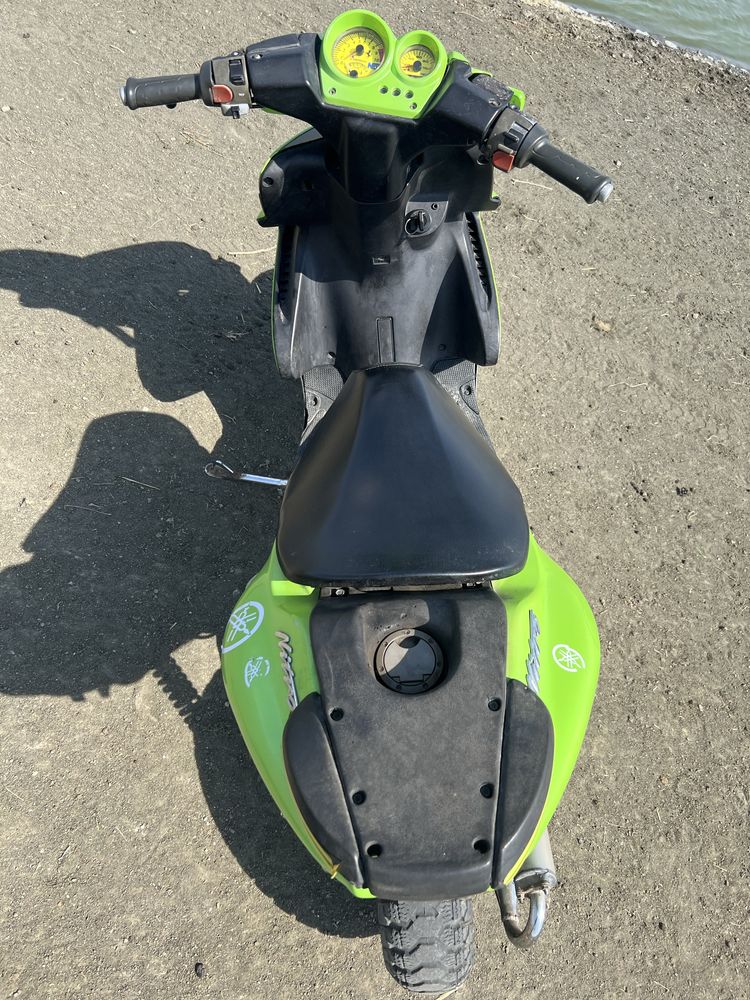 Yamaha aerox 125