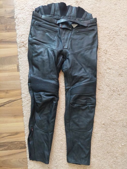 Pantaloni moto,chopper,touring firma Akito ,piele